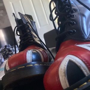 Shoes drmartens boots size 9